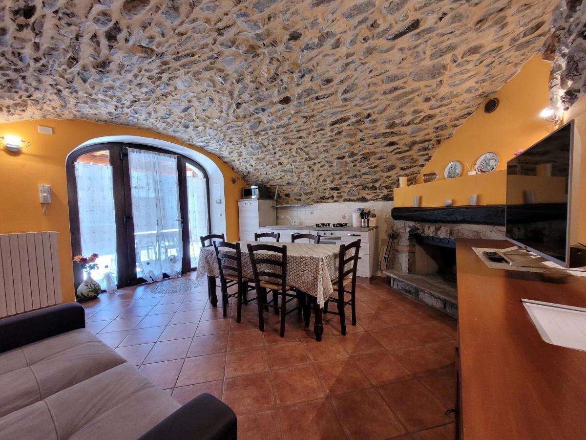 La Casa Sull' Altopiano Mountain Lake Iseo Hospitality Bossico Exterior foto